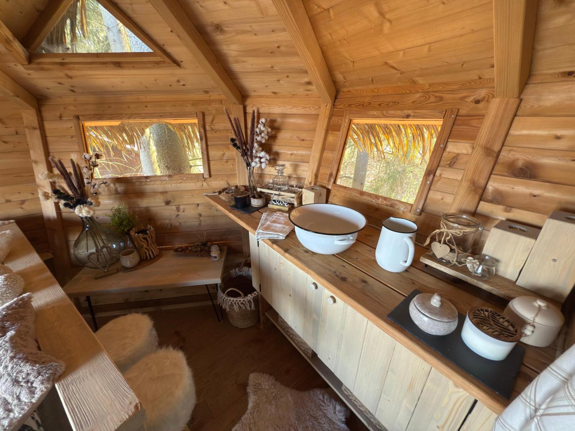 Отель Treehouse U Rybnika Osecna Экстерьер фото